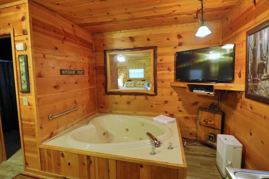 Alpine Mountain Sweetheart Cabin Jacuzzi #8 Гелен Екстер'єр фото