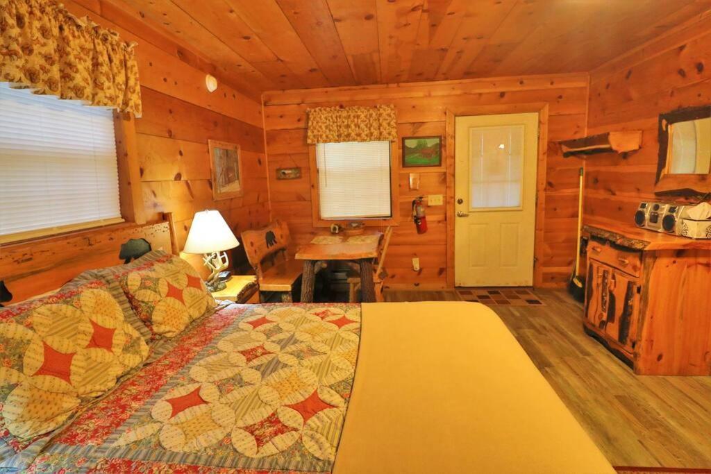 Alpine Mountain Sweetheart Cabin Jacuzzi #8 Гелен Екстер'єр фото